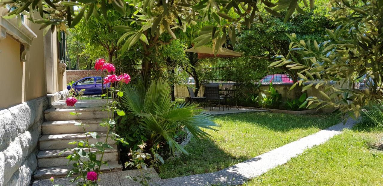 Beach City Pearls Apartments Сплит Екстериор снимка