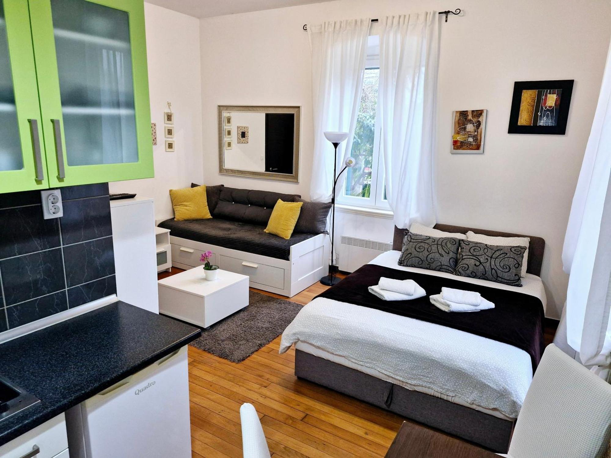Beach City Pearls Apartments Сплит Екстериор снимка