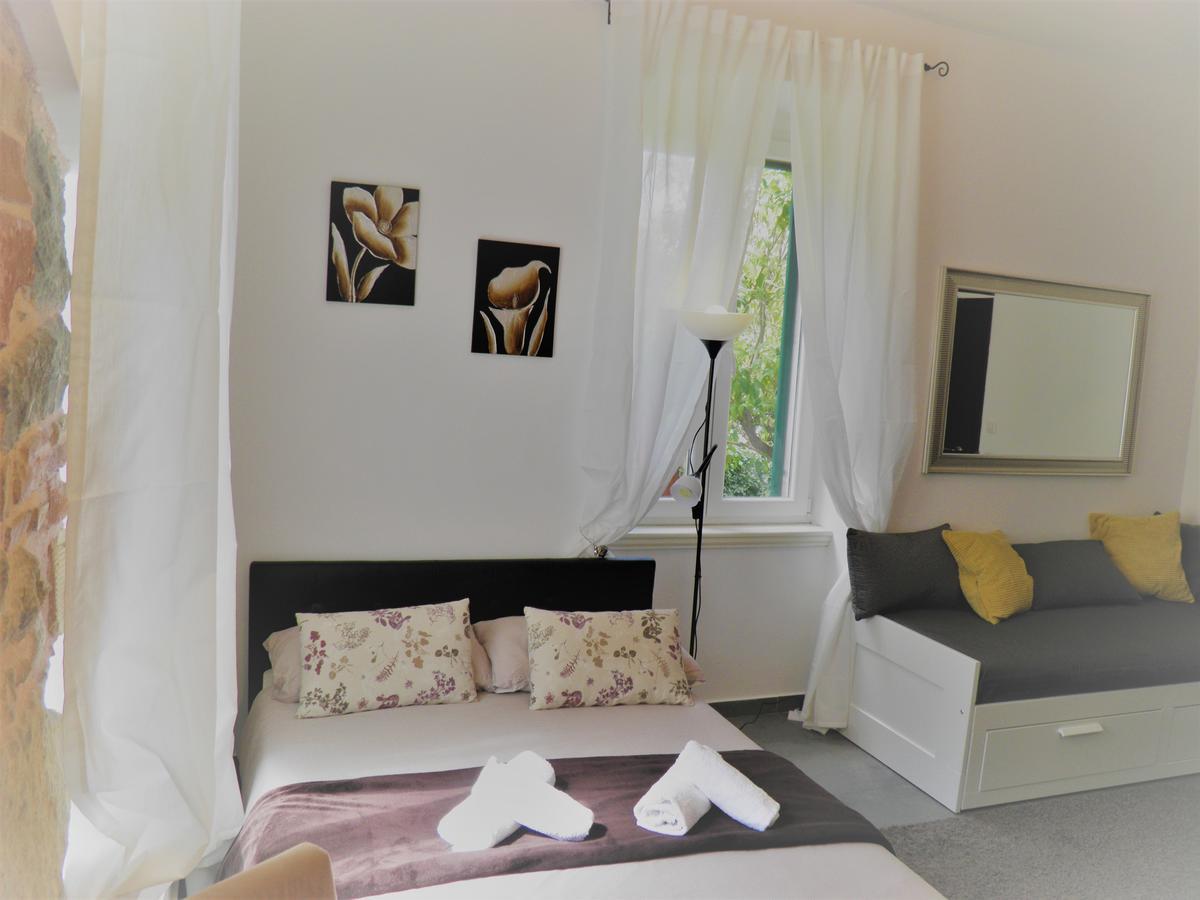 Beach City Pearls Apartments Сплит Екстериор снимка